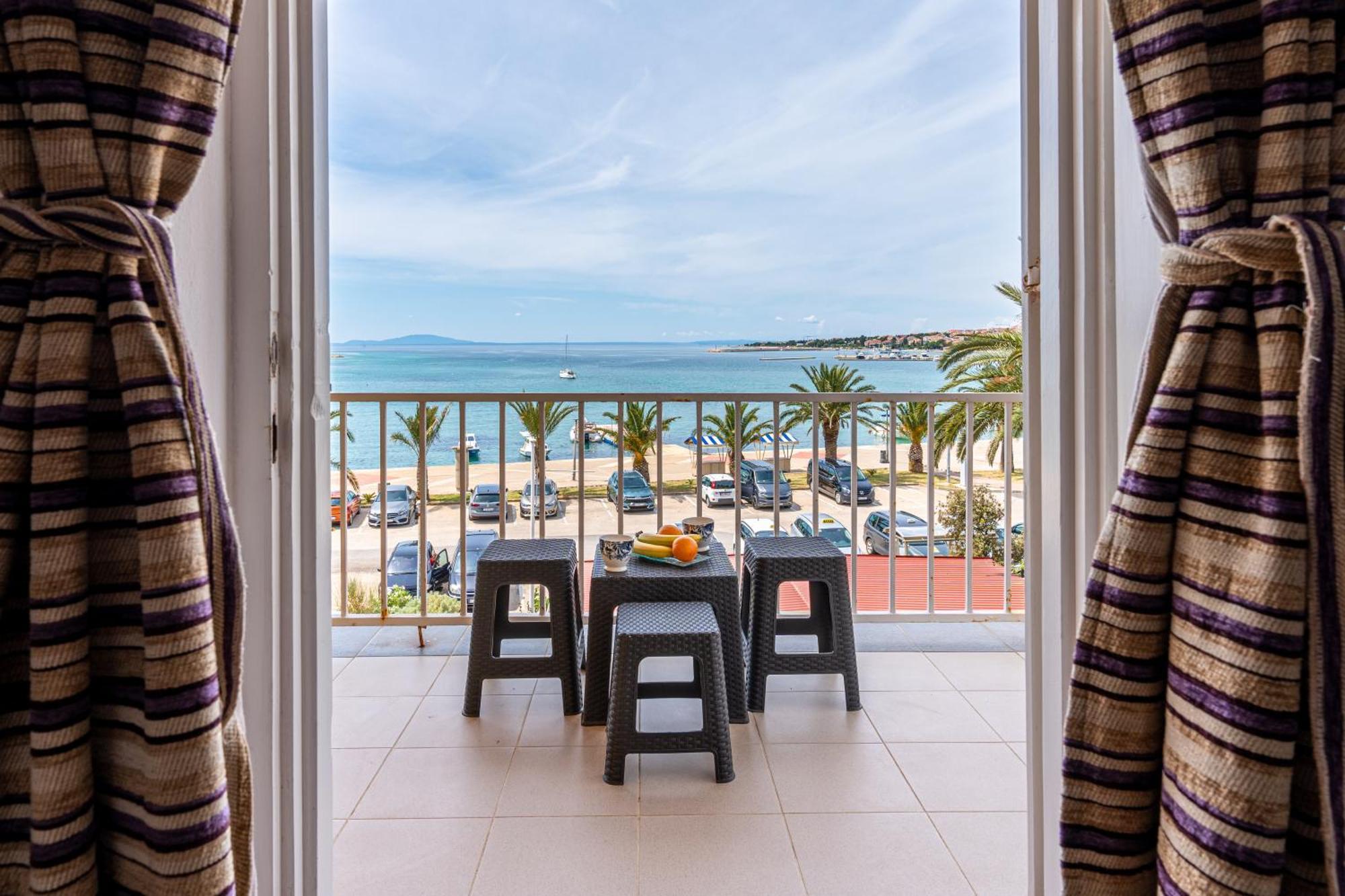 Hostel Casa La Cha Новалья Экстерьер фото
