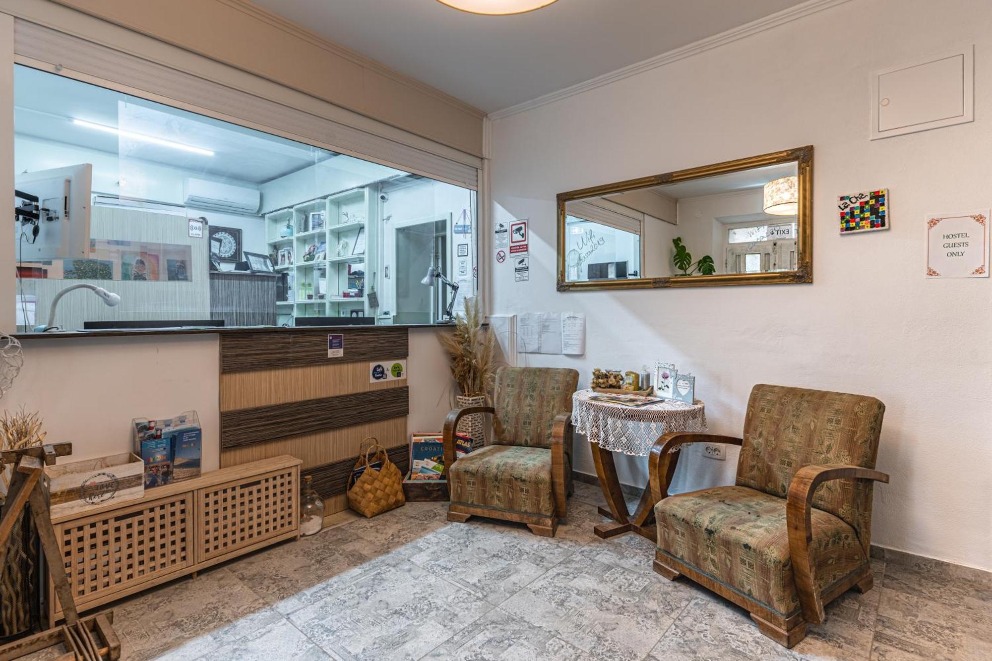 Hostel Casa La Cha Новалья Экстерьер фото